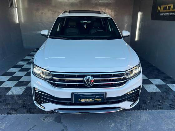 VOLKSWAGEN TIGUAN 2.0 300 TSI GASOLINA ALLSPACE R-LINE AUTOMÁTICO VOLKSWAGEN TIGUAN 2.0 300 TSI GASOLINA ALLSPACE R-LINE AUTOMÁTICO